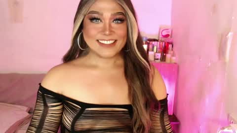 1lovelymess online show from July 2, 3:23 am