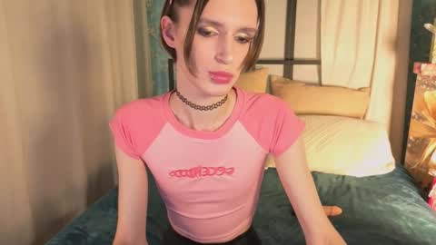 adrian online show from December 4, 5:34 am