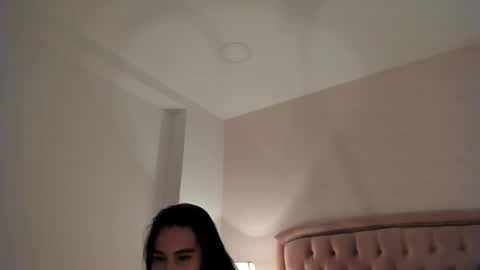 Snapshot of _cailyn chatting on October 12, 9:06 pm cailyn  online show from October 12, 9:06 pm