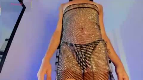 Horny Party Trans SNOW  online show from June 20, 4:10 pm