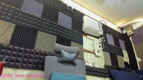 lexie online show from January 13, 5:59 am