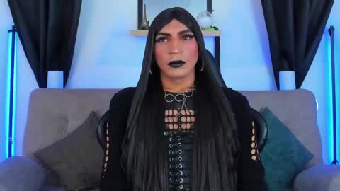 Abbigail Fuster  online show from May 16, 10:36 am