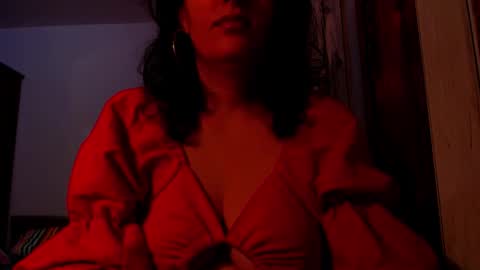 amy        online show from September 18, 12:32 pm