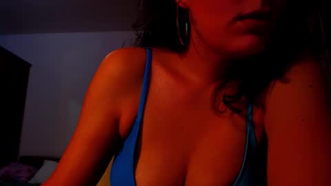 amy        online show from October 8, 11:28 pm