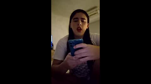 agustinafleur online show from May 15, 1:47 am