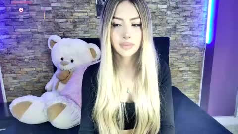 ALE LOVE online show from February 19, 2:33 am
