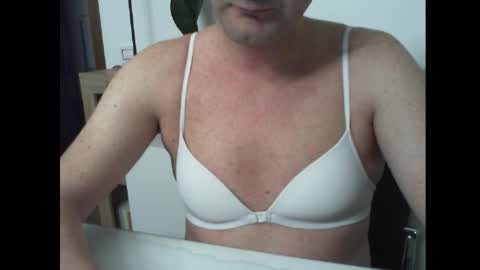 Alexia online show from February 15, 4:27 pm