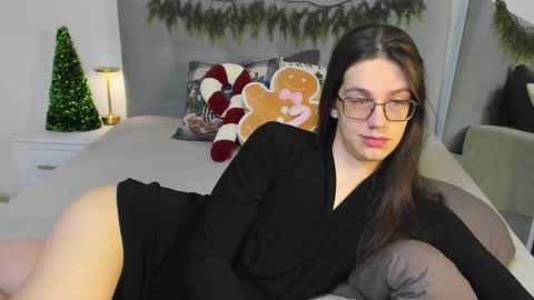 Alfreda online show from December 18, 10:53 am