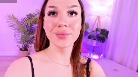 alina_39 online show from October 1, 4:07 pm