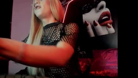 alishaa_nixx online show from September 29, 2:22 am