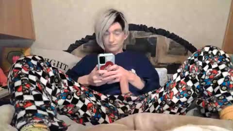 Alisha online show from January 18, 8:22 am