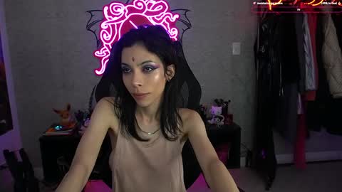 Sofie Kimino online show from January 8, 4:23 am