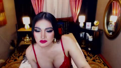 Alura Jhenson online show from June 2, 2:35 am