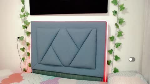 Angie online show from February 12, 10:56 am