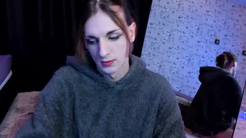 Angel online show from February 1, 7:12 pm