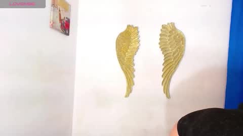 Sofia thomson online show from January 9, 11:32 pm