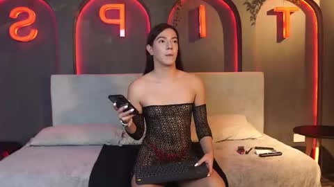 Ariaa online show from February 6, 7:52 pm