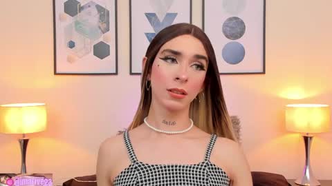 Snapshot of arivega chatting on January 8, 11:30 pm Nice to meet you thumb up me please its important I LOOK MY BIO DOWN online show from January 8, 11:30 pm