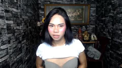 ariya031806 online show from July 18, 10:33 am
