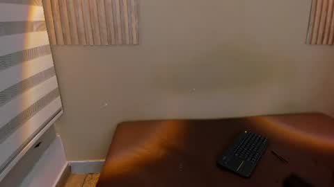 BABY WARDWELL online show from July 3, 4:29 am