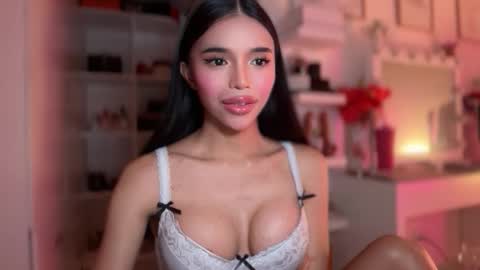 babysabrinaxx online show from February 20, 9:00 am