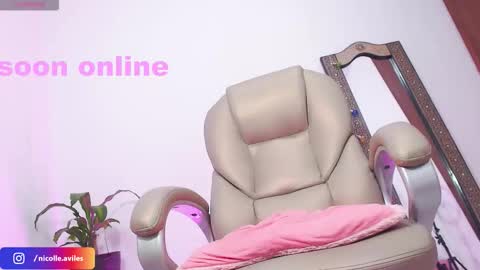 Snapshot of beuty_goddes777 chatting on October 1, 8:09 pm Nicolle Aviles online show from October 1, 8:09 pm