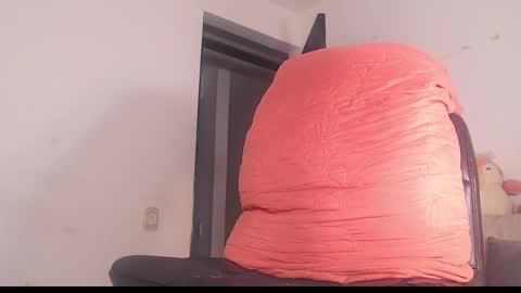 Snapshot of big_goddess_black chatting on December 6, 2:51 am dashiell online show from December 6, 2:51 am