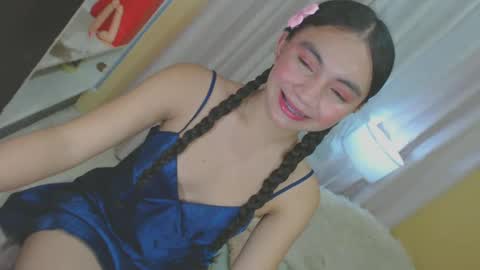 Snapshot of bigcock_yeng chatting on December 2, 10:29 pm Yeng online show from December 2, 10:29 pm