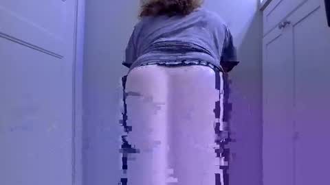 bootybooty91 online show from November 30, 12:29 pm