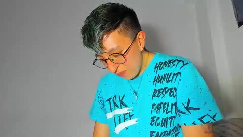 Edward ftm trans queerslave online show from December 17, 2:06 am