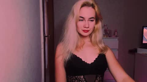 Carin online show from October 24, 8:25 pm