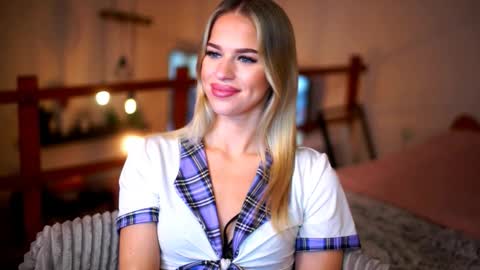 Sunflower  online show from February 19, 4:36 pm