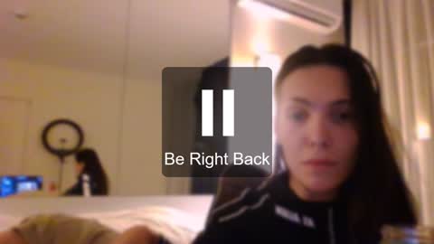 Ji-yoon online show from January 18, 7:10 pm