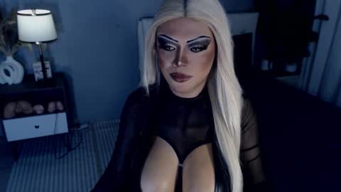 charlizetorres69 online show from January 19, 12:25 pm