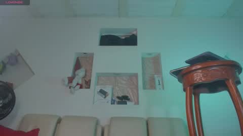 chloe_cooperr online show from December 21, 5:40 pm