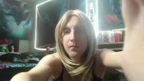 Sylvia online show from January 31, 2:37 am