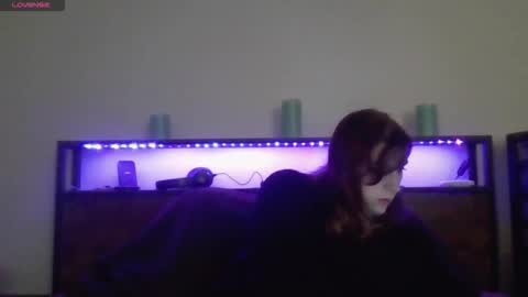 Mio  online show from March 6, 3:31 pm