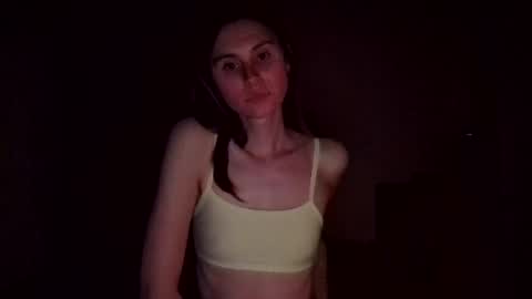 dancingdoll33 online show from August 2, 3:18 am