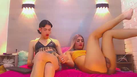 daniela_pink_ online show from January 13, 11:02 pm