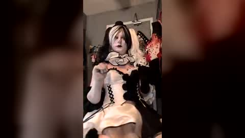 deedeequeen420 online show from August 2, 9:36 pm
