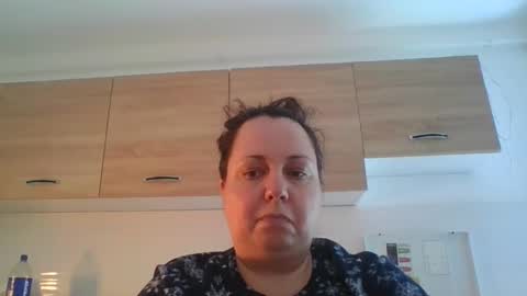 DianneCrunchy online show from February 15, 11:39 am