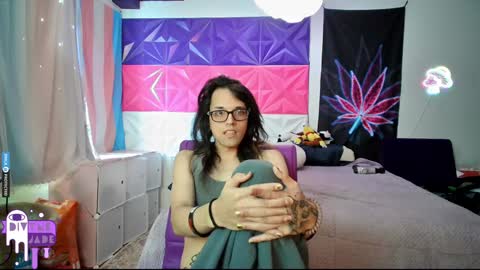 Jade Divyne online show from December 6, 7:06 pm