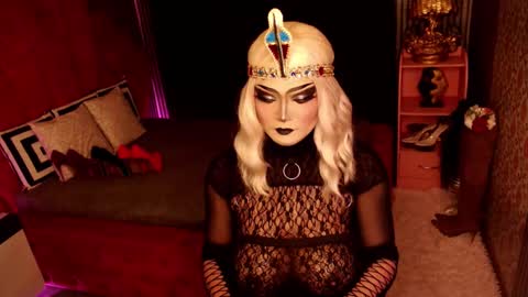      online show from December 5, 3:53 am