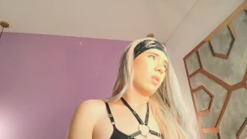 electra_gosselin online show from February 22, 7:11 am