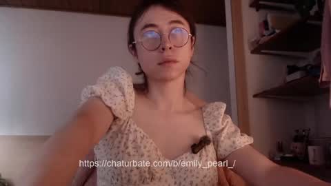 emily_pearl_ online show from March 2, 8:57 pm