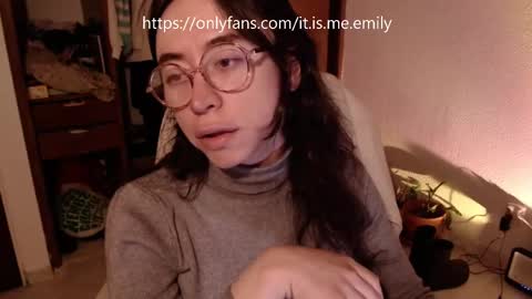 emily_pearl_ online show from September 28, 2:21 am