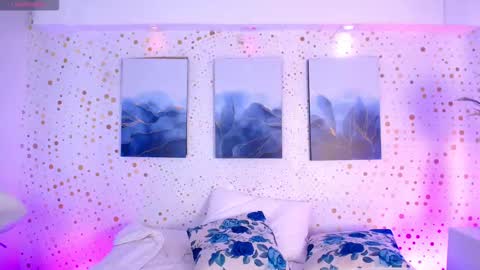 Emily. online show from November 25, 3:30 am