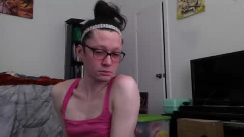 empusalamia online show from January 16, 3:02 pm