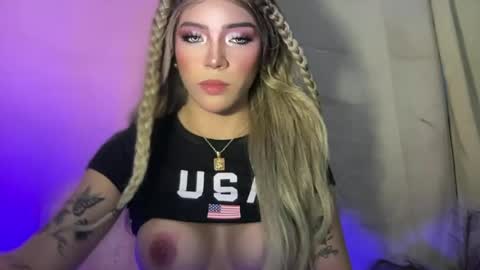 erica_walker online show from June 21, 9:56 am