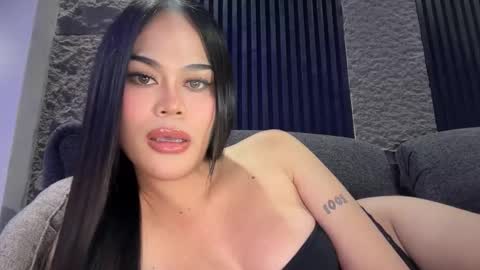 Snapshot of erotictsmonica chatting on October 22, 5:42 am monica online show from October 22, 5:42 am